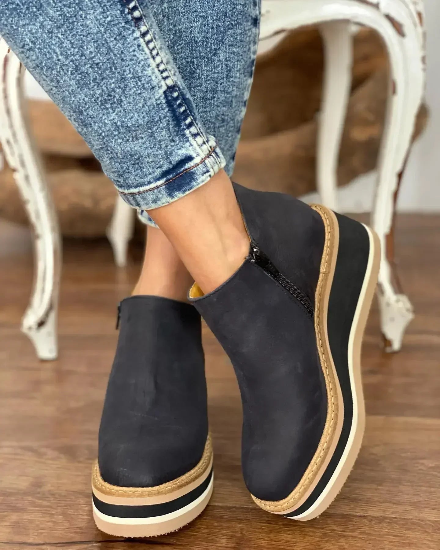 Wedges Women's Boots Retro Female Ankle Boots Trend Round Toe Platform Booties Comfortable Zipper Leather Shoes for Women Heeled