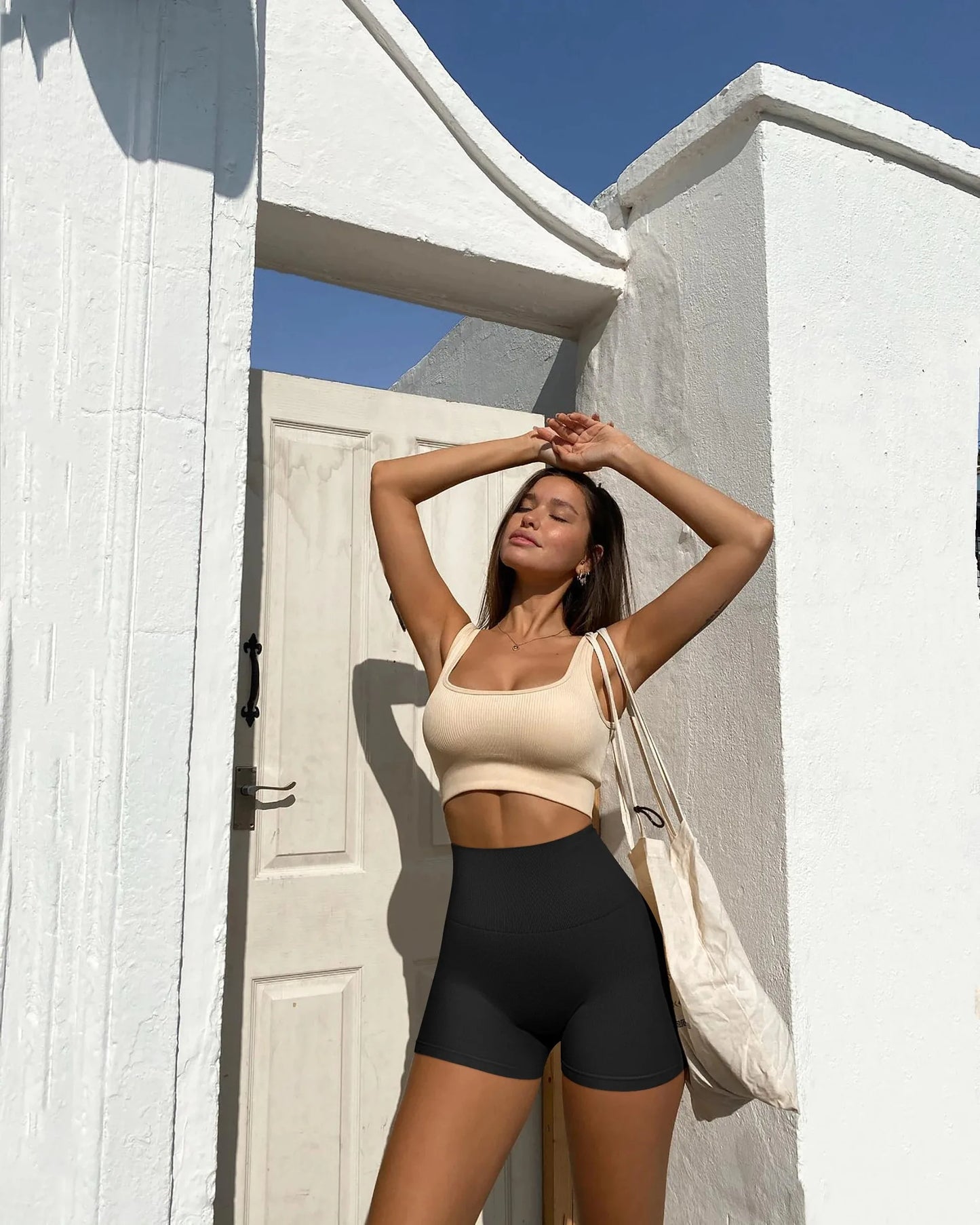 New Fashion Summer Seamless High-waisted Hip Lift No Awkward Line Yoga Sports Shorts for Women