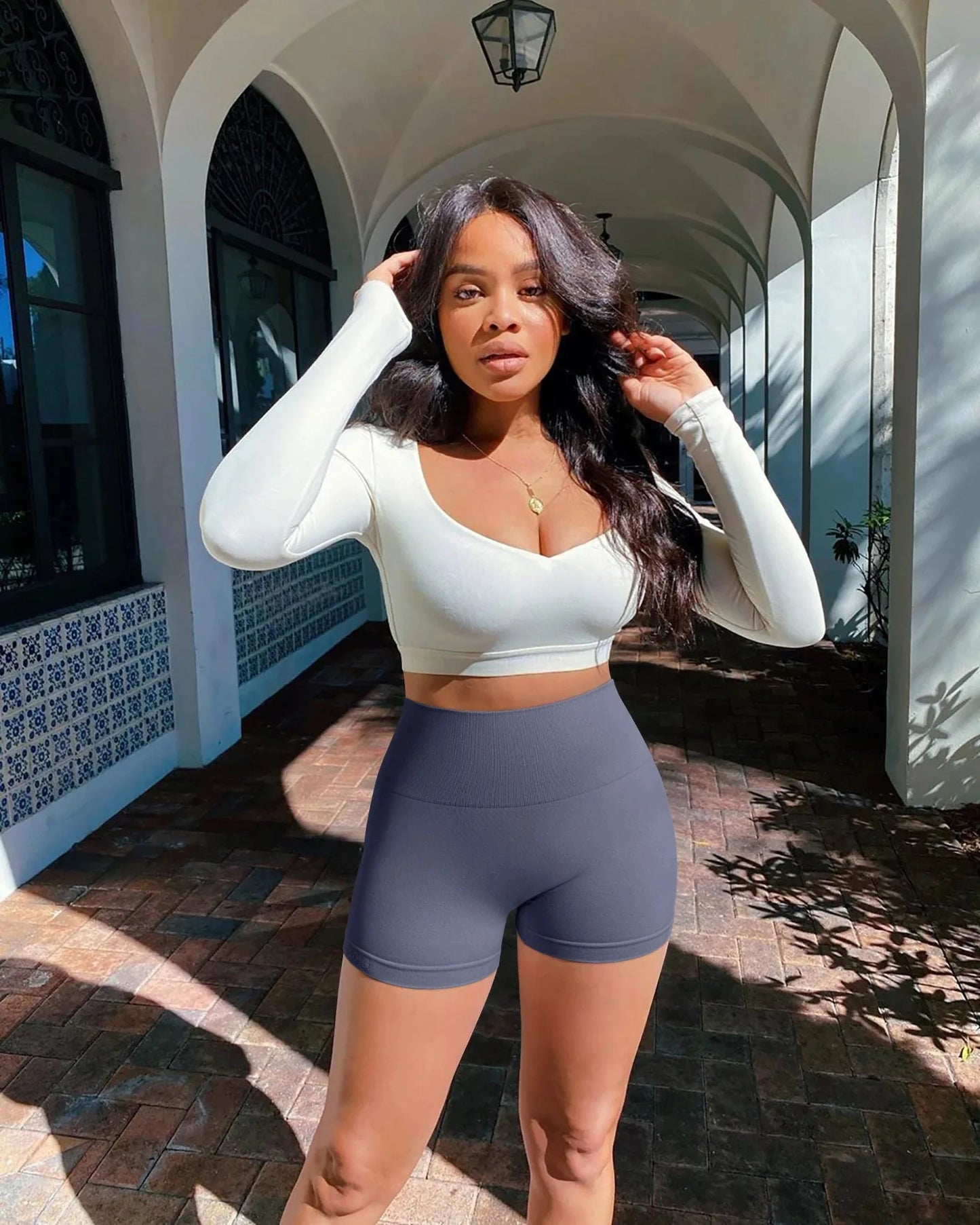 New Fashion Summer Seamless High-waisted Hip Lift No Awkward Line Yoga Sports Shorts for Women