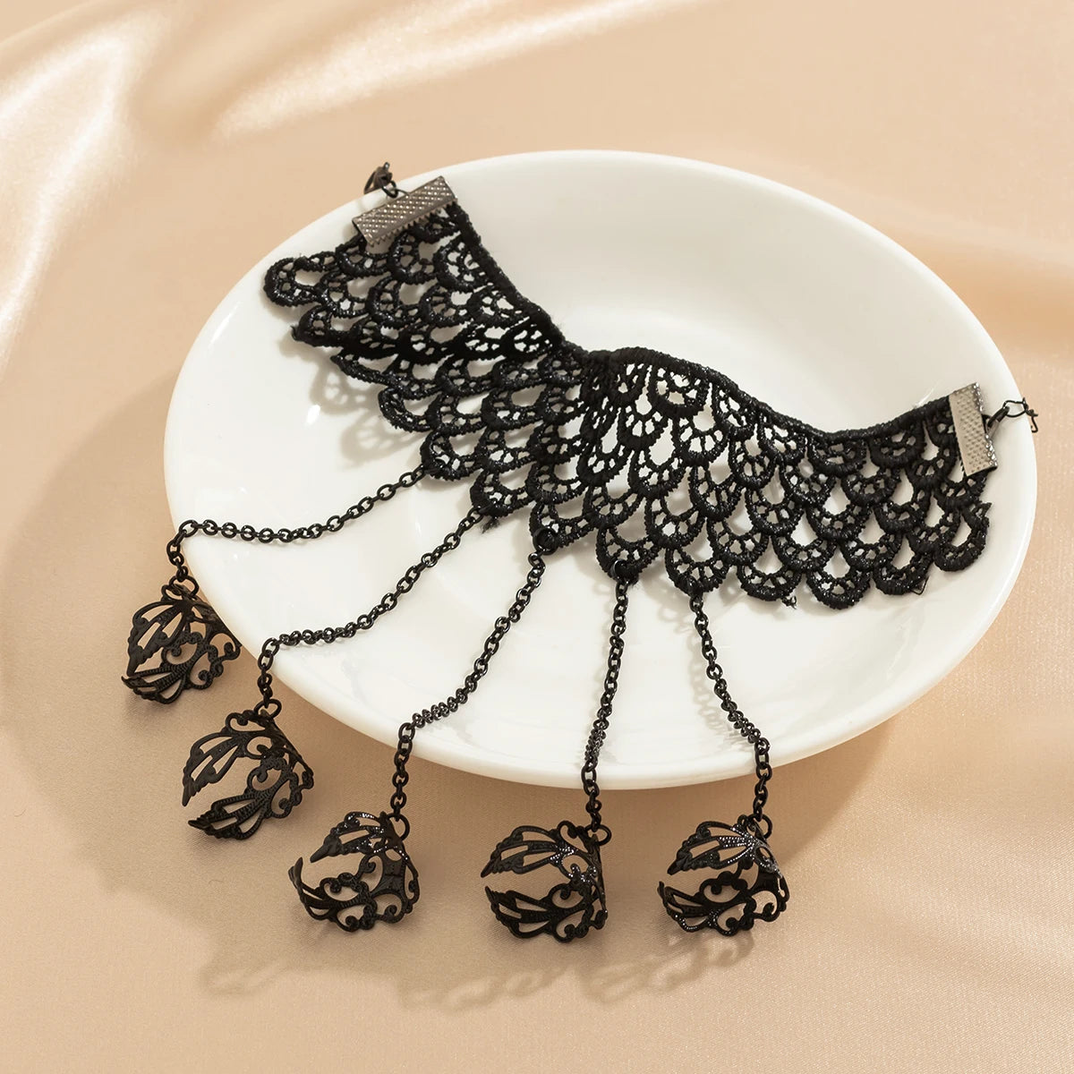 Creative Vintage Black Lace Finger Wrist Chain Rings Bracelets for Women Metal Connecting Hand Harness Bangles Christmas Jewelry